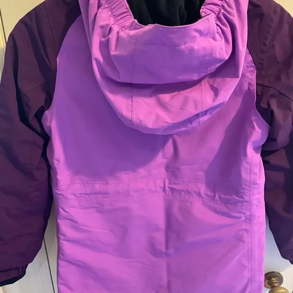 Lands End Kids Squall Waterproof Insulated Winter Parka w/ Grow-A-Long Sleeves - Picture 9 of 10